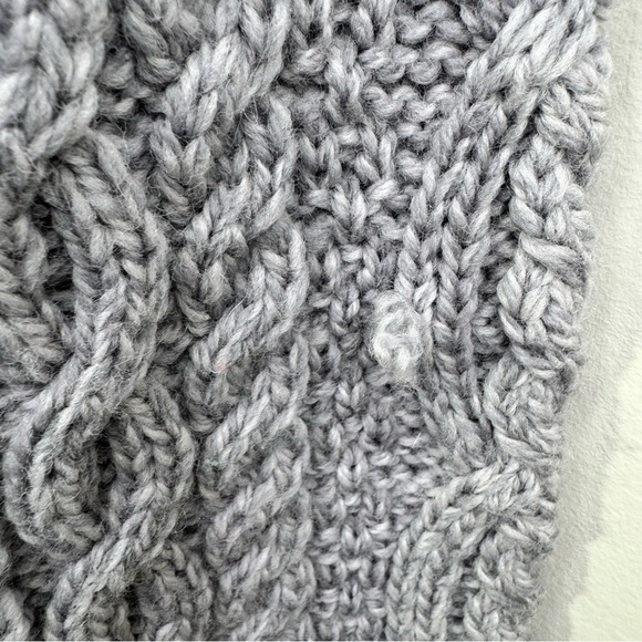 Aran Mor Cowl Button Neck Merino Wool Cable Knit Grey Sweater Size Medium NWT - Picture 5 of 9